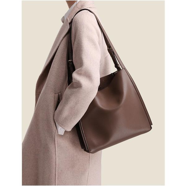 evening bags style genuine leather bucket bag large capacity commuter female crossbody cowhide tote gn-sb-tqdlnp
evening bags style genuine leather bucket bag large capacity commuter female crossbody cowhide tote gn-sb-tqdlnp