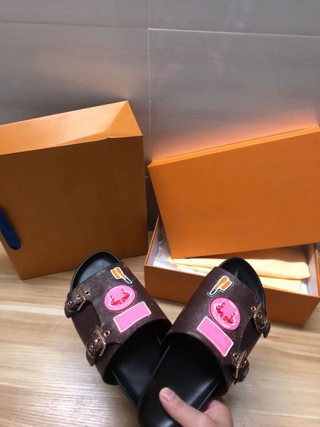 2021fashion-ladies men sandals luxury designer ladies and slippers color canvas letters anatomical leather slides 6 style models, Black
2021fashion-ladies men sandals luxury designer ladies and slippers color canvas letters anatomical leather slides 6 style models, Black