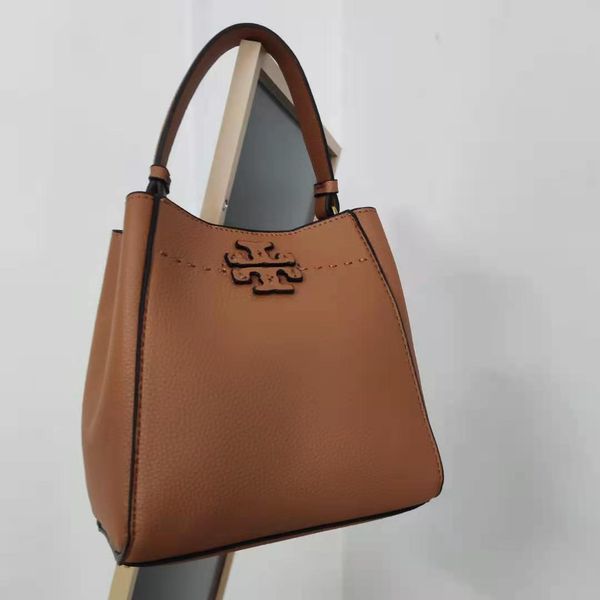 luxury handbags new leisure large capacity single shoulder messenger portable bucket women's bag
luxury handbags new leisure large capacity single shoulder messenger portable bucket women's bag