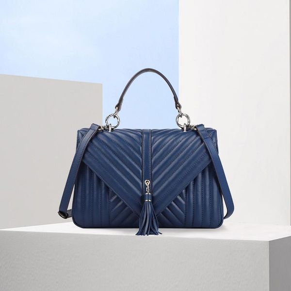 classic sheepskin unique temperament decoration flap bag big brand boutique handbags original luxury designer convenient shoulder bags
classic sheepskin unique temperament decoration flap bag big brand boutique handbags original luxury designer convenient shoulder bags
