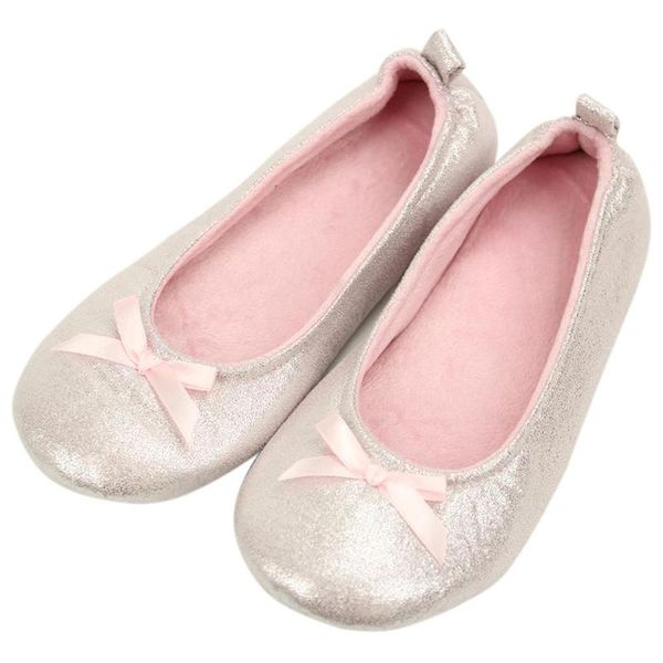 cute 2021 indoor home slippers warm soft plush non-slip fur solid color women shoes, Black
cute 2021 indoor home slippers warm soft plush non-slip fur solid color women shoes, Black