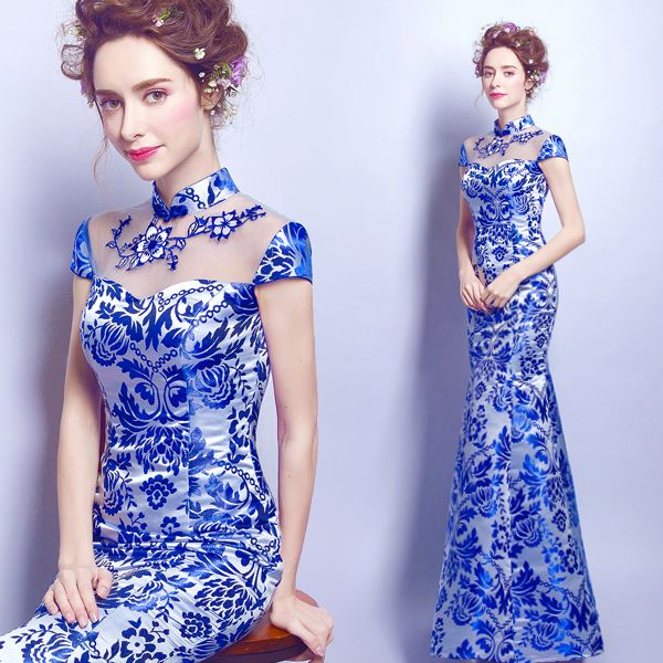 elegant blue and white porcelain mermaid bride cheongsam long traditional qipao chinese evening dress oriental party dresses embroidery robe, Blue;red
elegant blue and white porcelain mermaid bride cheongsam long traditional qipao chinese evening dress oriental party dresses embroidery robe, Blue;red