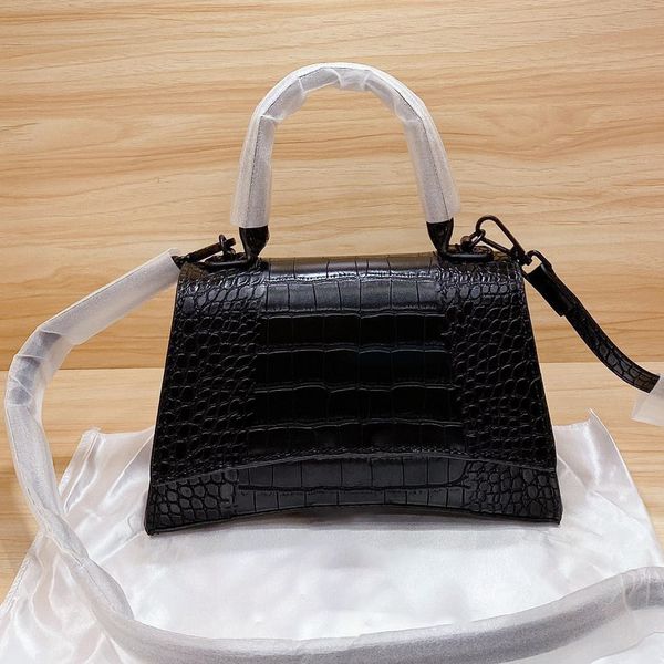2021 ss lady bags shoulder bag classic crocodile pattern handbags luxury designer ladies cross body bag women fashion handbag cross-body-bag
2021 ss lady bags shoulder bag classic crocodile pattern handbags luxury designer ladies cross body bag women fashion handbag cross-body-bag