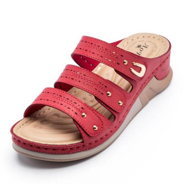 summer hollow women shoes casual beach non-slip metal decoration slippers wedge soft bottom female sandals zy591, Black 
summer hollow women shoes casual beach non-slip metal decoration slippers wedge soft bottom female sandals zy591, Black