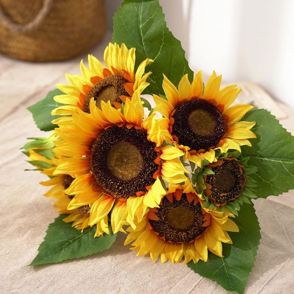 artificial sunflowers decoration wedding bouquet simulated flowers 7 heads silk flower home party table ornament decorative & wreaths
artificial sunflowers decoration wedding bouquet simulated flowers 7 heads silk flower home party table ornament decorative & wreaths