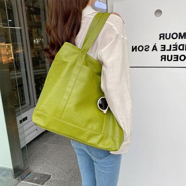 evening bags casual soft pu leather handbag large capacity women shoulder bag simple ladies design shopping travel handbags tote 2021
evening bags casual soft pu leather handbag large capacity women shoulder bag simple ladies design shopping travel handbags tote 2021