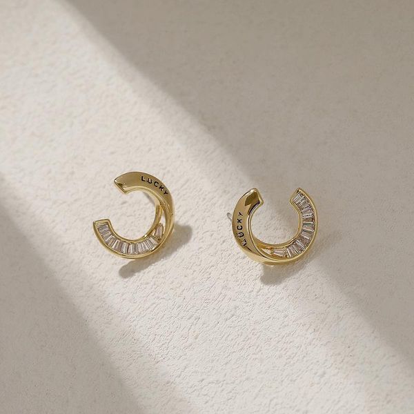 hoop & huggie allme simple letter print c shape earrings for women dainty brass gold bling rhinestone irregular statement earring gift, Golden;silver
hoop & huggie allme simple letter print c shape earrings for women dainty brass gold bling rhinestone irregular statement earring gift, Golden;silver