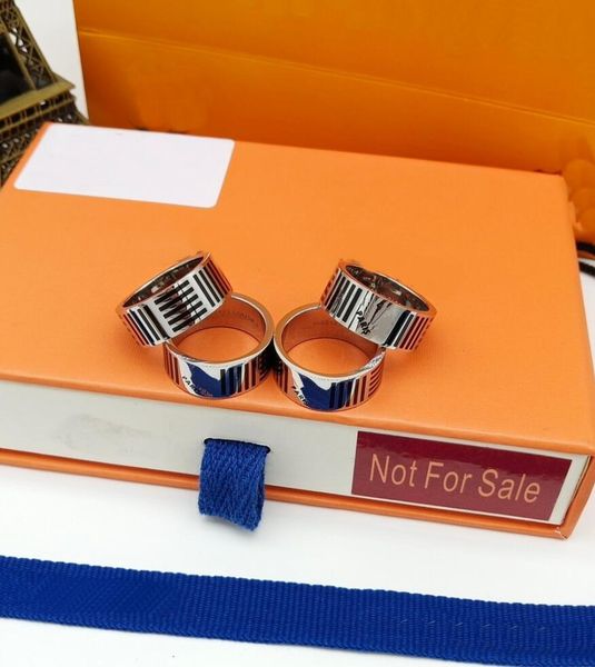europe america style men lady women titanium steel engraved v initials black enamel stripe lovers rings size us5-us10 twinkle, Silver
europe america style men lady women titanium steel engraved v initials black enamel stripe lovers rings size us5-us10 twinkle, Silver