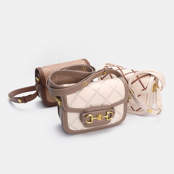 70% off purse xiaoxijia new fashion saddle bag single shoulder messenger portable embroidery women's small square
70% off purse xiaoxijia new fashion saddle bag single shoulder messenger portable embroidery women's small square