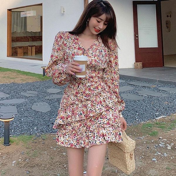 casual dresses women long puff sleeve floral printed v neck sweet female high waist dress cute ruffle vestido kobieta sukienka femme, Black;gray
casual dresses women long puff sleeve floral printed v neck sweet female high waist dress cute ruffle vestido kobieta sukienka femme, Black;gray