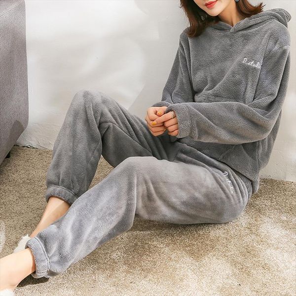 winter flannel pajama set thick womens sleepwears warm fleece pajamas home wear coral velvet female nightgown sleepwear, Black;red
winter flannel pajama set thick womens sleepwears warm fleece pajamas home wear coral velvet female nightgown sleepwear, Black;red