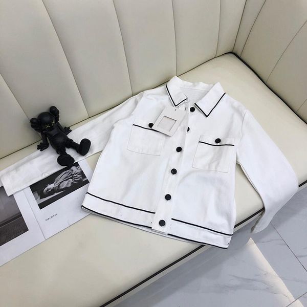 women's jackets 2021 high-end white elegnat fashion streetwear denim jacket women lapel long sleeve pocket casual jean coat, Black;brown
women's jackets 2021 high-end white elegnat fashion streetwear denim jacket women lapel long sleeve pocket casual jean coat, Black;brown