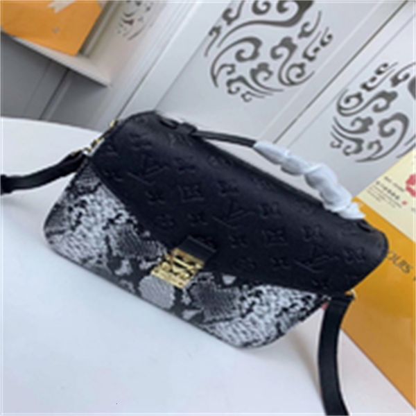brand designer luxury m40780 new snakeskin shoulder bag black women handbags iconic bags handles shoulder bags totes cross body bag clut
brand designer luxury m40780 new snakeskin shoulder bag black women handbags iconic bags handles shoulder bags totes cross body bag clut