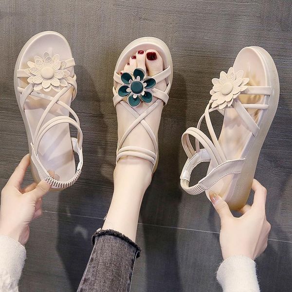 house slippers platform flower shoes slipers women low slides fashion 2021 rubber flat summer soft luxury rome basic floral pu, Black
house slippers platform flower shoes slipers women low slides fashion 2021 rubber flat summer soft luxury rome basic floral pu, Black