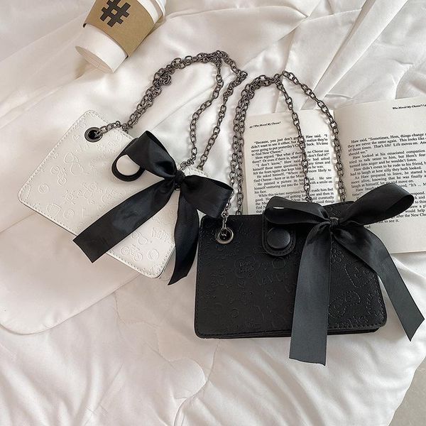 fashion ladies bags printing pattern silk scarf shoulder bag pu leather diagonal small square women's handbag cross body
fashion ladies bags printing pattern silk scarf shoulder bag pu leather diagonal small square women's handbag cross body