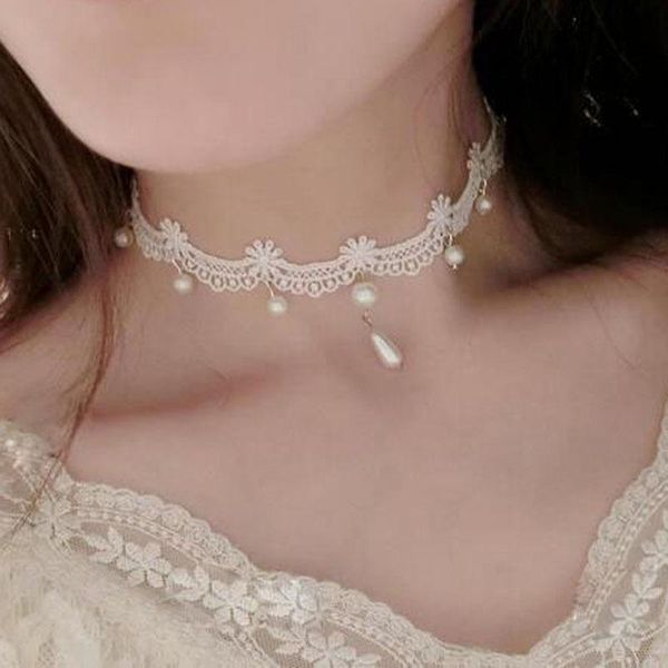 chokers white lace choker applique crocheted with pearl pendant vintage flower pattern collar necklace for women and girls, Golden;silver
chokers white lace choker applique crocheted with pearl pendant vintage flower pattern collar necklace for women and girls, Golden;silver