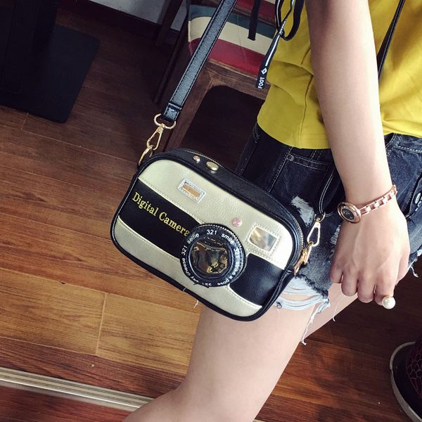 winter personalized female creative camera modeling small square contrast color single shoulder oblique cross bag
winter personalized female creative camera modeling small square contrast color single shoulder oblique cross bag