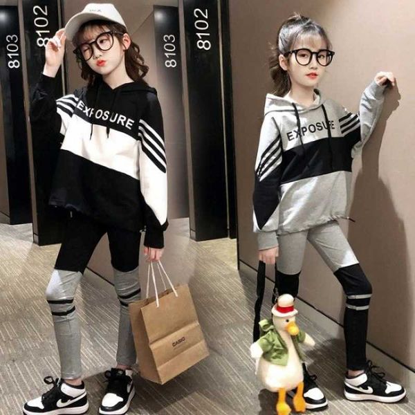2pc child 2021 autumn winter teenager girls clothes set hooded sweatshirt + pants outifts kids tracksuit suit 8 9 10 11 12 years x0902, White
2pc child 2021 autumn winter teenager girls clothes set hooded sweatshirt + pants outifts kids tracksuit suit 8 9 10 11 12 years x0902, White