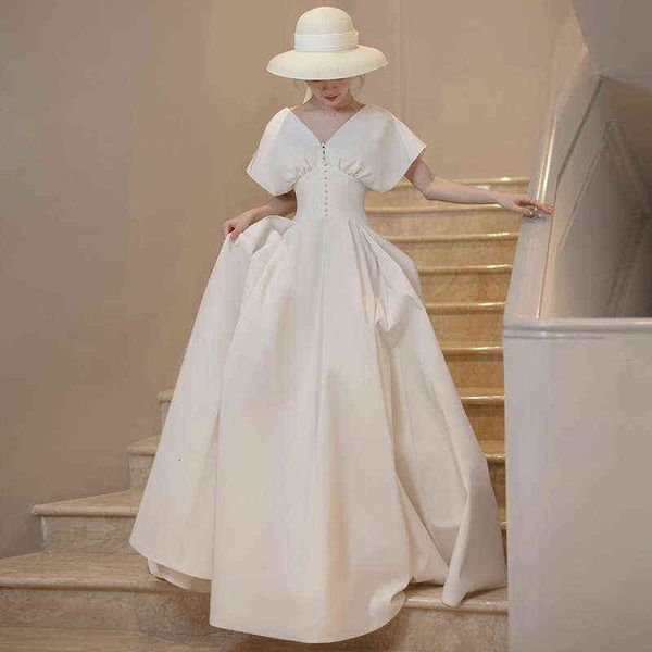 luxury party evening dress french light little hepburn took pos of her daily trip to get the white satin simple, Black
luxury party evening dress french light little hepburn took pos of her daily trip to get the white satin simple, Black
