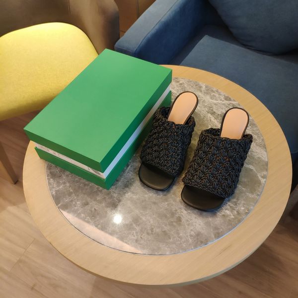 luxury design 2021 women's new foam slippers woven style heel height 8.5cm thin heel size 35-40, Black
luxury design 2021 women's new foam slippers woven style heel height 8.5cm thin heel size 35-40, Black