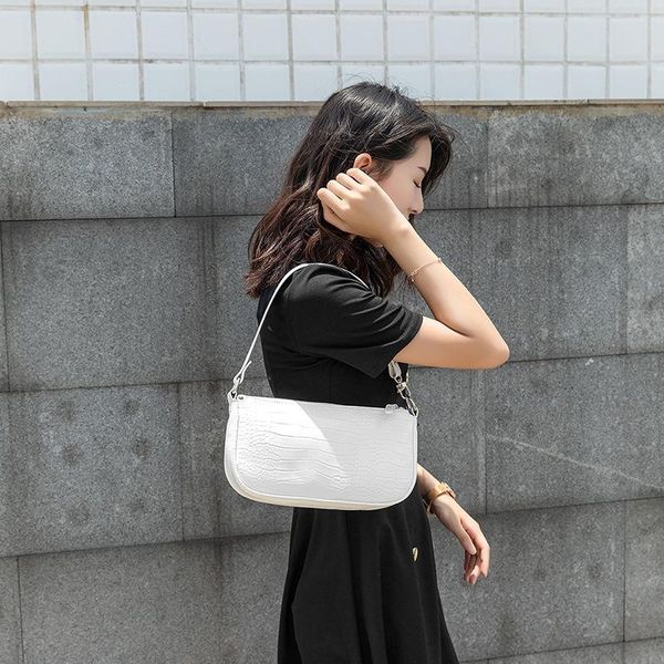 fashion female bag 2021 trend simple summer shoulder for women messenger all-match french underarm totes
fashion female bag 2021 trend simple summer shoulder for women messenger all-match french underarm totes