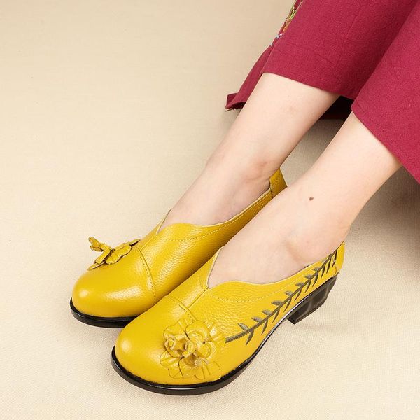 dress shoes women heels designer 2021 spring soft casual loafers chaussure femme female chinese style floral printed mother, Black
dress shoes women heels designer 2021 spring soft casual loafers chaussure femme female chinese style floral printed mother, Black