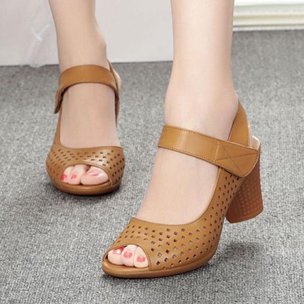dress shoes rimocy 2021 summer women high heels sandals fashion hollow out pointed toe retro woman outdoor casual beach femme, Black
dress shoes rimocy 2021 summer women high heels sandals fashion hollow out pointed toe retro woman outdoor casual beach femme, Black