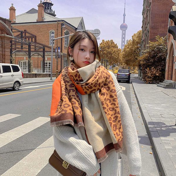 2021 leopard cashmere scarf women's winter korean version versatile air-conditioned room shawl with warm decoration bib, Blue;gray
2021 leopard cashmere scarf women's winter korean version versatile air-conditioned room shawl with warm decoration bib, Blue;gray