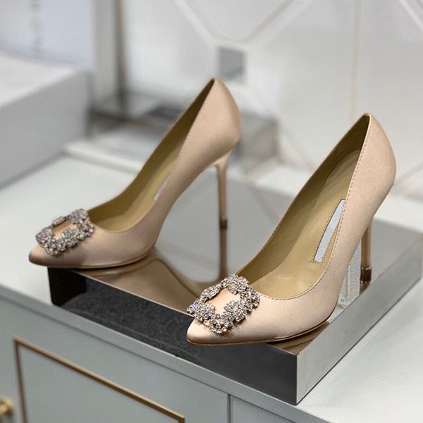 luxurys designers shoes women high heels quality designer party wedding bride ladies sandals fashionable dress pointed leather sequins, Black
luxurys designers shoes women high heels quality designer party wedding bride ladies sandals fashionable dress pointed leather sequins, Black