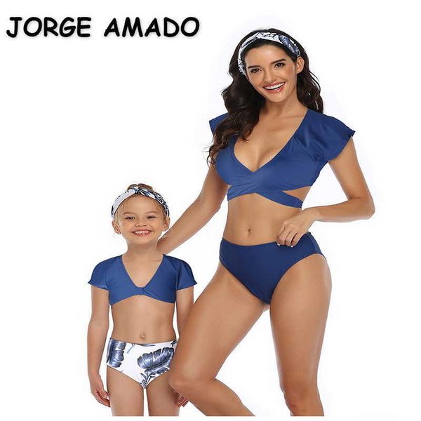 summer family matching swimsuit 2-pcs sets solid color bikini+high waist floral swimming trunks mother daughter e 210610, Blue
summer family matching swimsuit 2-pcs sets solid color bikini+high waist floral swimming trunks mother daughter e 210610, Blue