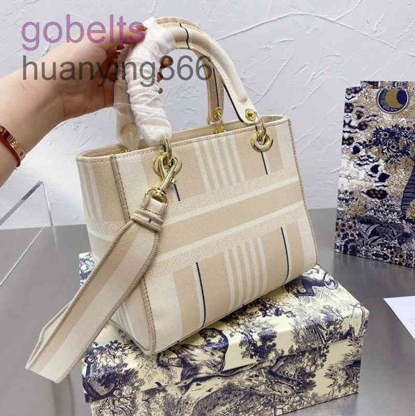 brand d bags women medium lite bag letter embroidered shoulder strap tote handle gold-finish metal fashion esigner lady zipper
brand d bags women medium lite bag letter embroidered shoulder strap tote handle gold-finish metal fashion esigner lady zipper
