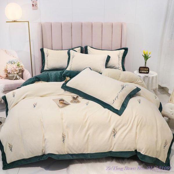 bedding sets cool 4pcs 1.8m beddingset milk velvet embroidery winter thick double-sided quilt cover coral flannel hometextile bedsheet
bedding sets cool 4pcs 1.8m beddingset milk velvet embroidery winter thick double-sided quilt cover coral flannel hometextile bedsheet