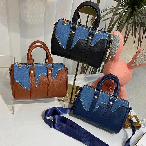 personality publicity handbag shoulder bag luxury designer women's wallet messenger bag denim color pu leather pillow type versatile te
personality publicity handbag shoulder bag luxury designer women's wallet messenger bag denim color pu leather pillow type versatile te