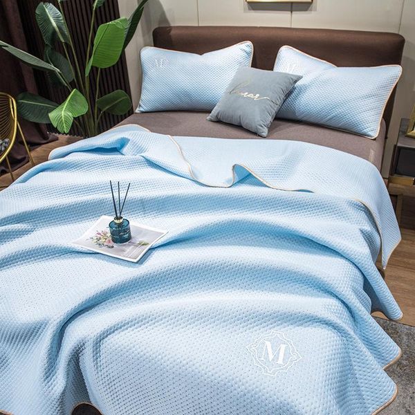 comforters & sets cool feeling silk summer quilt tencel naked sleeping thin air-conditioning
comforters & sets cool feeling silk summer quilt tencel naked sleeping thin air-conditioning