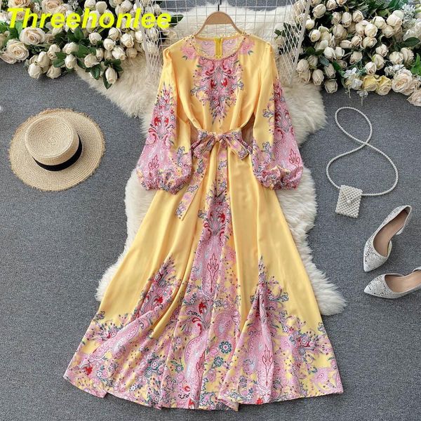 casual dresses 2021 spring fashion temperament vestidos female round neck print puff sleeve lace-up waist slim miid dress, Black;gray
casual dresses 2021 spring fashion temperament vestidos female round neck print puff sleeve lace-up waist slim miid dress, Black;gray