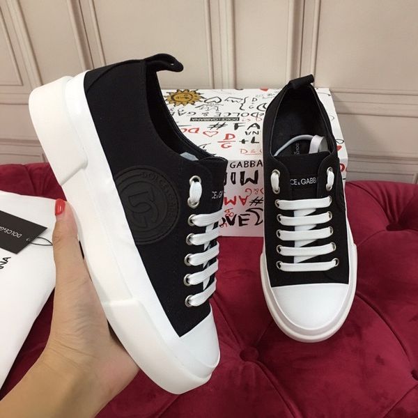 2021 designers shoe canvas casual shoes spring and fall fashion confortable obliques womens outdoor lace-up platform, Black;red
2021 designers shoe canvas casual shoes spring and fall fashion confortable obliques womens outdoor lace-up platform, Black;red