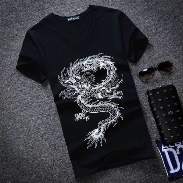 2021 summer young men's v-neck short sleeve t-shirt personalized dragon pattern printed half fashion, White;black
2021 summer young men's v-neck short sleeve t-shirt personalized dragon pattern printed half fashion, White;black