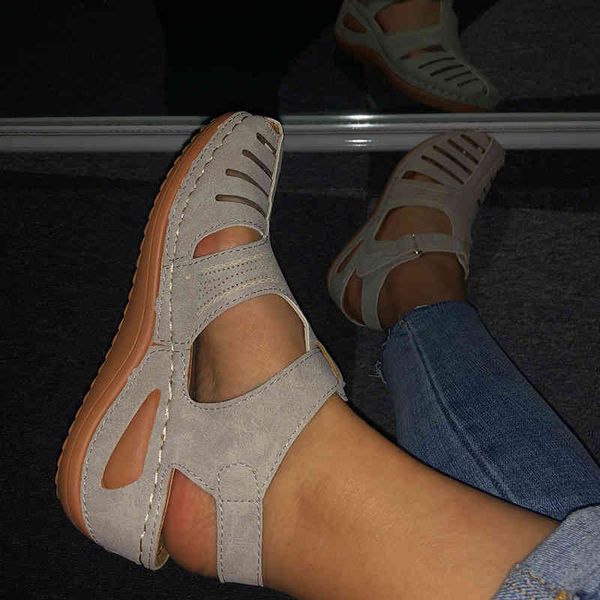 woman summer leather vintage sandals buckle casual sewing women sho female ladi platform retro sandalias ps 35-44, Black
woman summer leather vintage sandals buckle casual sewing women sho female ladi platform retro sandalias ps 35-44, Black