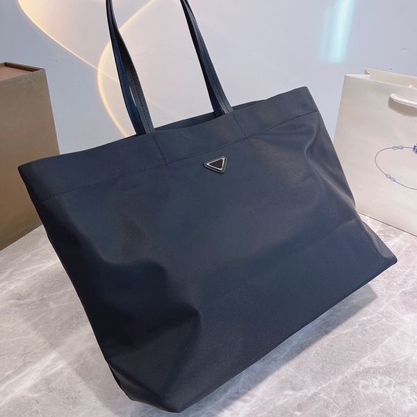 luxury designer women handbags fashion nylon shoulder bag canvas handbag 6 colors crossbody bags
luxury designer women handbags fashion nylon shoulder bag canvas handbag 6 colors crossbody bags