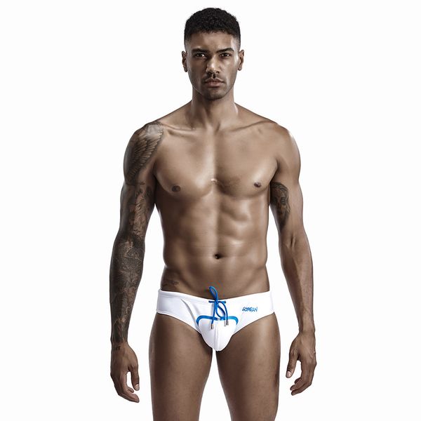 swimwear fashion 2021 style seobean triangle men's tide brand seaside swimming trunks
swimwear fashion 2021 style seobean triangle men's tide brand seaside swimming trunks