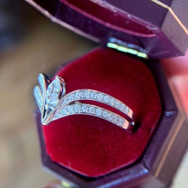 wedding rings caoshi stylish bands for women delicate design modern style engagement trendy bridal accessories chic jewelry gift, Slivery;golden
wedding rings caoshi stylish bands for women delicate design modern style engagement trendy bridal accessories chic jewelry gift, Slivery;golden