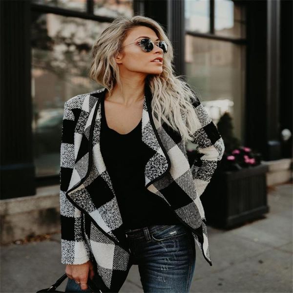 women's trench coats black and white plaid coat 2021 autumn winter women wide lapel grids female basic jacket, Tan;black
women's trench coats black and white plaid coat 2021 autumn winter women wide lapel grids female basic jacket, Tan;black