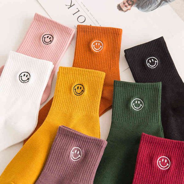 smiling face harajuku women socks kawaii cute funny cotton happy casual streetwear winter warm calcetines mujer, Black;white
smiling face harajuku women socks kawaii cute funny cotton happy casual streetwear winter warm calcetines mujer, Black;white