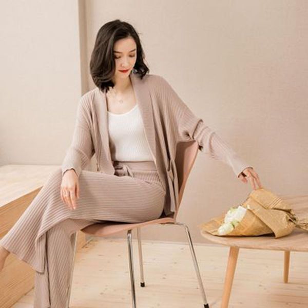 women's tracksuits 2021 explosion spring korean fashion casual set linen knit cardigan pocket jacket wide leg pants suit fall, Gray
women's tracksuits 2021 explosion spring korean fashion casual set linen knit cardigan pocket jacket wide leg pants suit fall, Gray