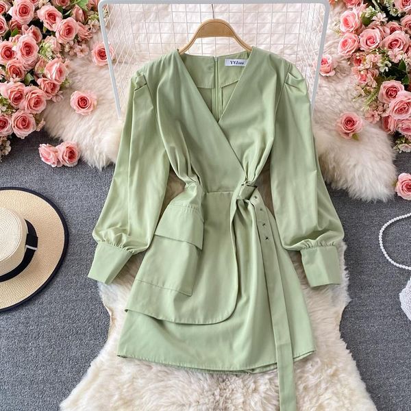 casual dresses 2021 autumn french fashion green shirt dress women light mature long sleeve work office short v-neck wrap, Black;gray
casual dresses 2021 autumn french fashion green shirt dress women light mature long sleeve work office short v-neck wrap, Black;gray