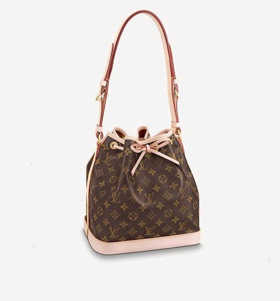 bags brand cross designer pouches luxury m40818 clutches petit ejaz no body drawstring bucket backpacks eve wallets totes shoulder, Red;blue
bags brand cross designer pouches luxury m40818 clutches petit ejaz no body drawstring bucket backpacks eve wallets totes shoulder, Red;blue