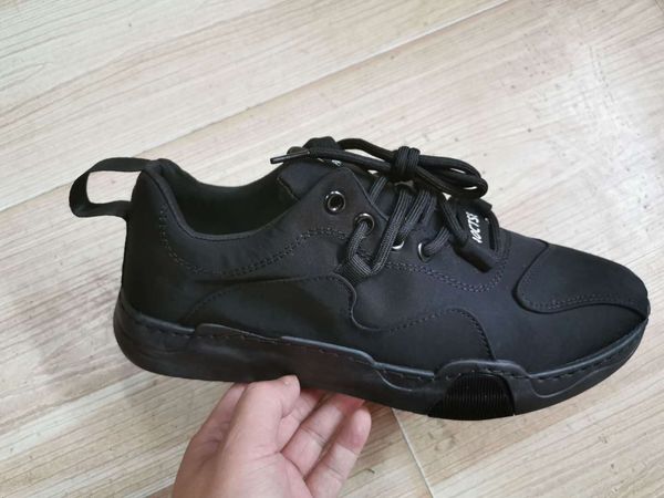 ice silk cloth shoes mens 2021 new explosion umbrella cloth vibrato spot mens shoes wild low-shoes mens trendy
ice silk cloth shoes mens 2021 new explosion umbrella cloth vibrato spot mens shoes wild low-shoes mens trendy