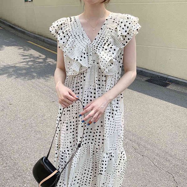 fashion summer gentle loose korean v neck ruffles patchwork flying sleeve polka dot dress women vestido feminino retro 210429, Black;gray
fashion summer gentle loose korean v neck ruffles patchwork flying sleeve polka dot dress women vestido feminino retro 210429, Black;gray