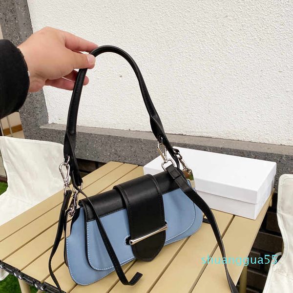 2021 luxury handbag designer wallet shoulder bags cross body genuine leather high-quality different colors fashion baguette size: 28*14*5cm
2021 luxury handbag designer wallet shoulder bags cross body genuine leather high-quality different colors fashion baguette size: 28*14*5cm
