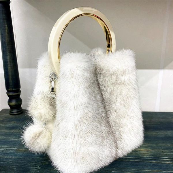 duffel bags fashion high-end fur handbags large capacity mink women's 2021 winter luxury designer
duffel bags fashion high-end fur handbags large capacity mink women's 2021 winter luxury designer